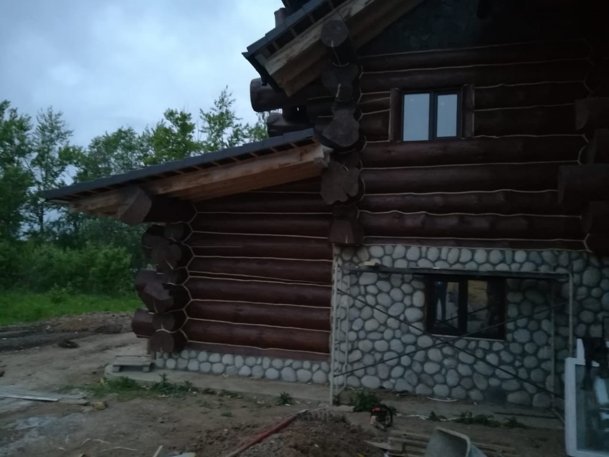 Germetik-po-derevu-dlya-shvov